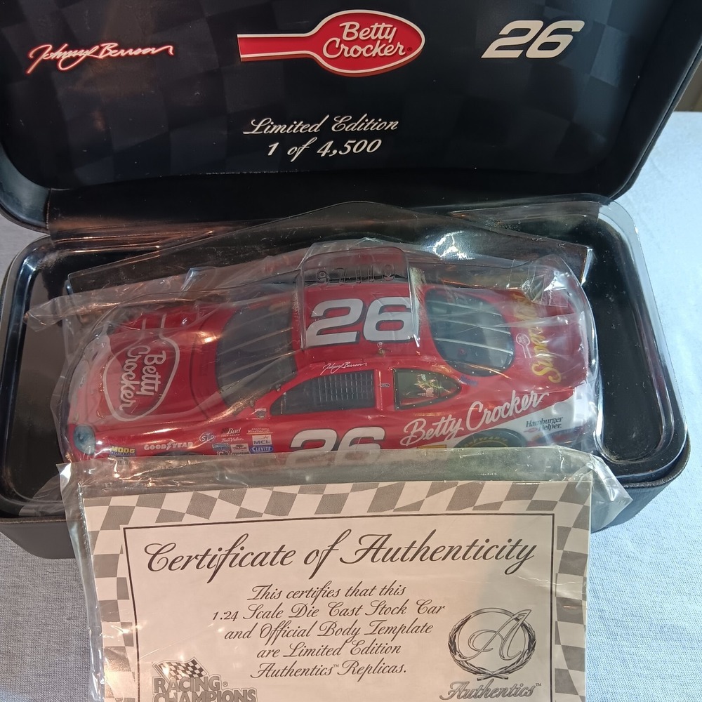 Johnny‎ Benson #26 1998 Betty Crocker Car Bank "Authentics" Revel 1:24🏁🏎🔥🔥🔥